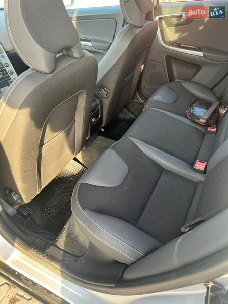 Позашляховик / Кросовер Volvo XC60 2010 в Луцьку