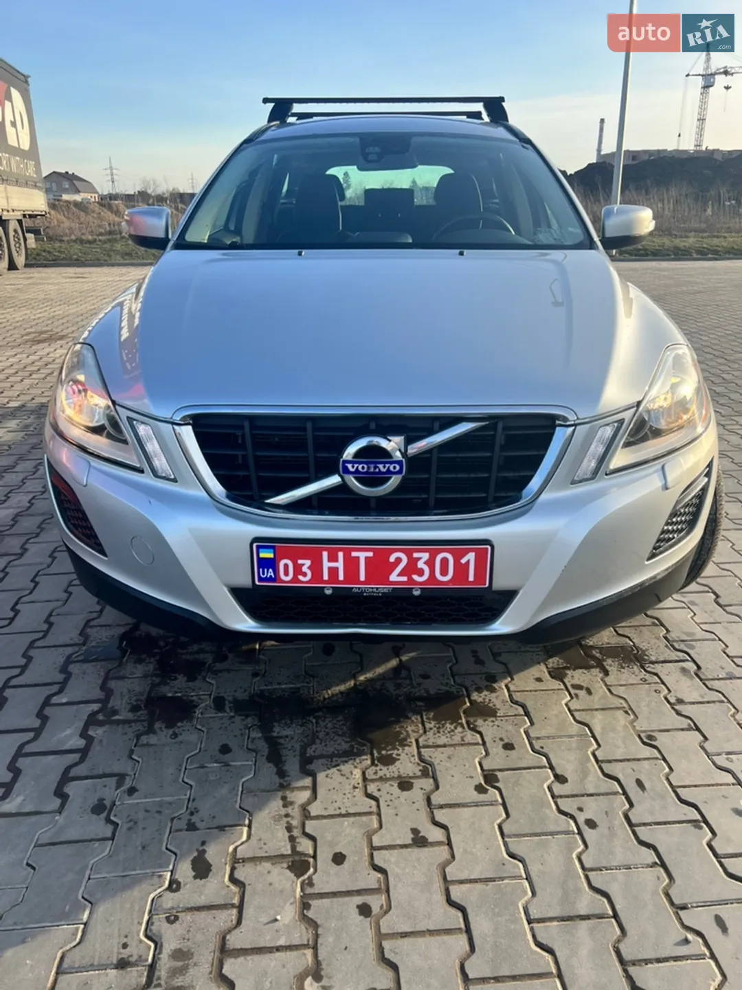 2010 Volvo XC60 - фото 1