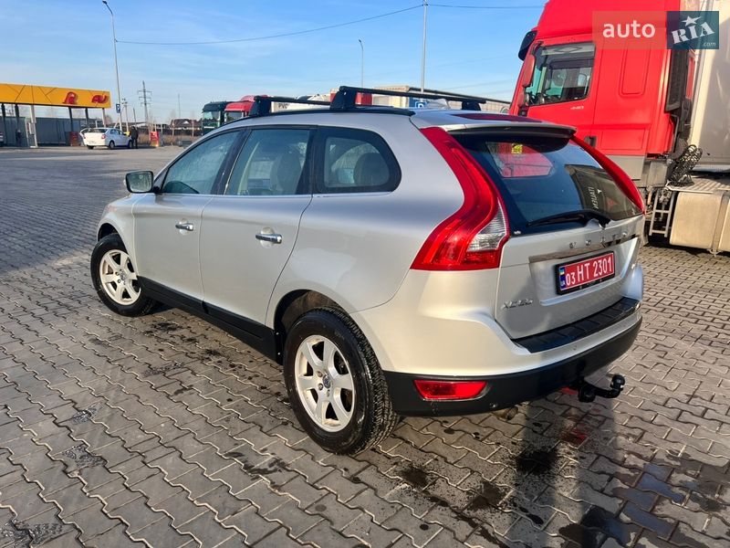 Позашляховик / Кросовер Volvo XC60 2010 в Луцьку