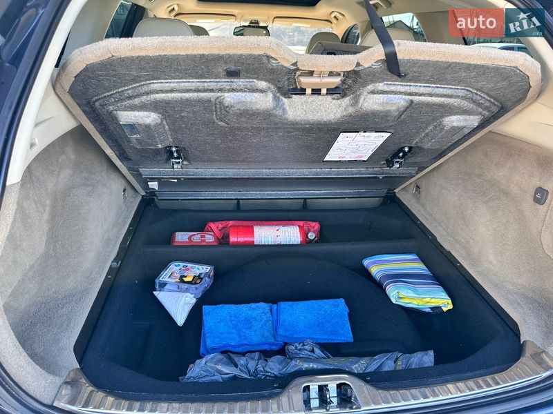 Внедорожник / Кроссовер Volvo XC60 2013 в Киеве