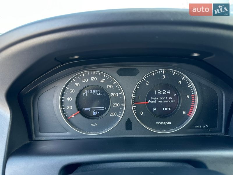 Внедорожник / Кроссовер Volvo XC60 2010 в Нововолынске