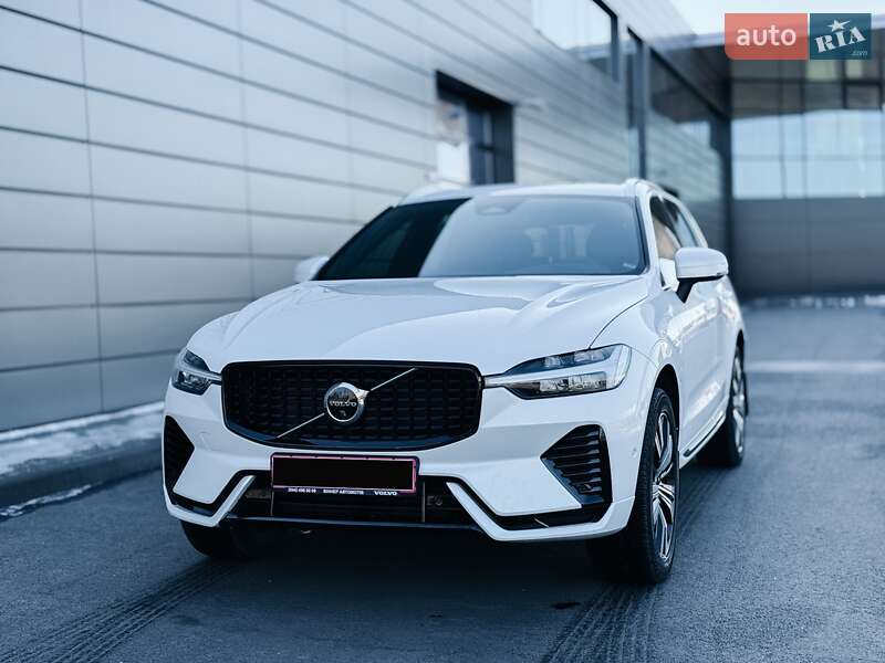 Volvo XC60 2022