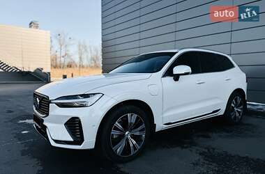 Позашляховик / Кросовер Volvo XC60 2022 в Києві