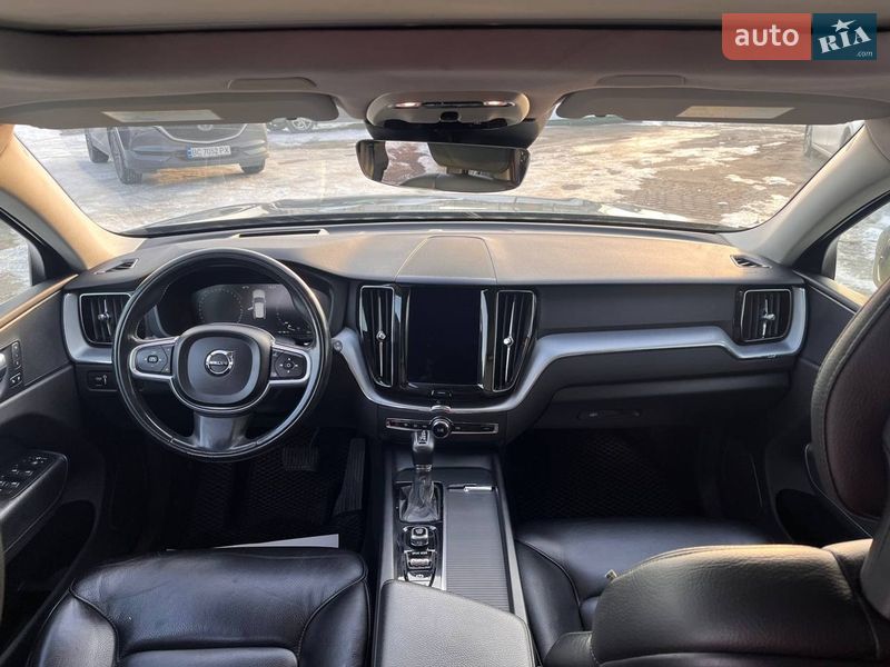 Внедорожник / Кроссовер Volvo XC60 2017 в Львове