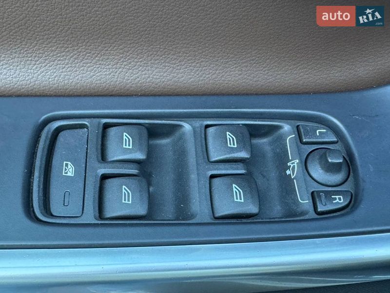 Внедорожник / Кроссовер Volvo XC60 2017 в Киеве