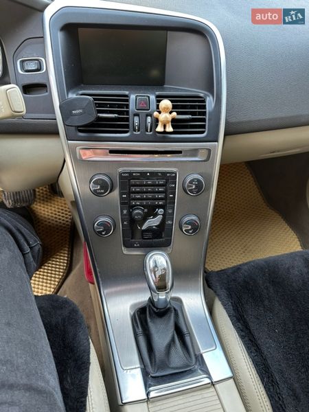 Внедорожник / Кроссовер Volvo XC60 2013 в Тернополе