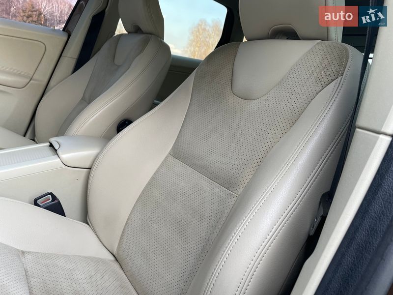 Внедорожник / Кроссовер Volvo XC60 2008 в Ковеле