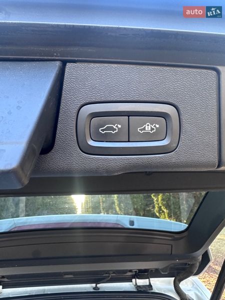 Позашляховик / Кросовер Volvo XC60 2019 в Рівному