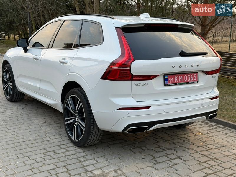 Внедорожник / Кроссовер Volvo XC60 2019 в Львове