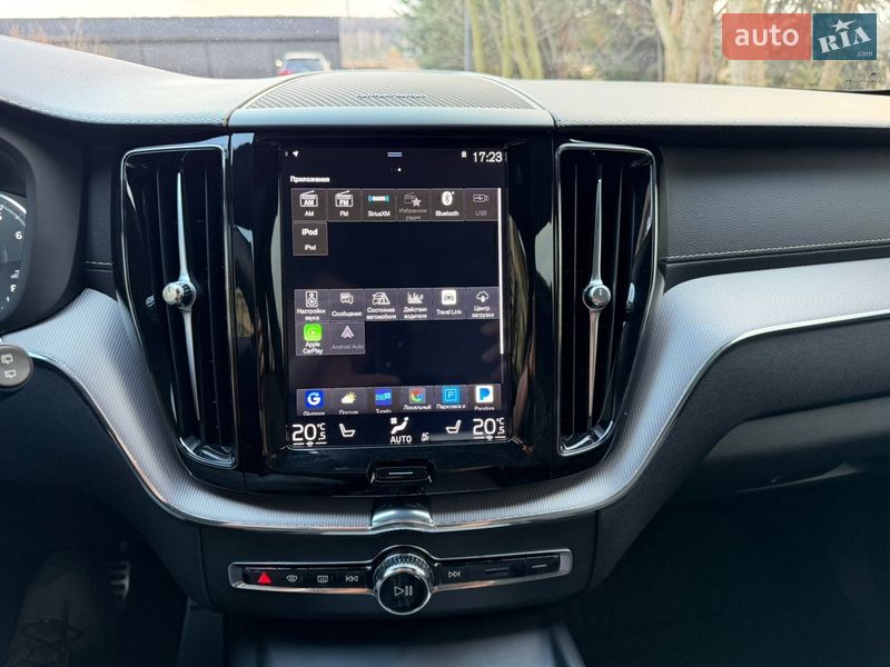 Внедорожник / Кроссовер Volvo XC60 2019 в Львове