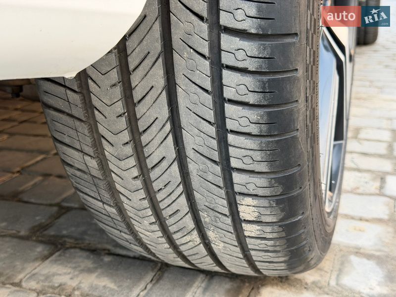 Внедорожник / Кроссовер Volvo XC60 2019 в Львове