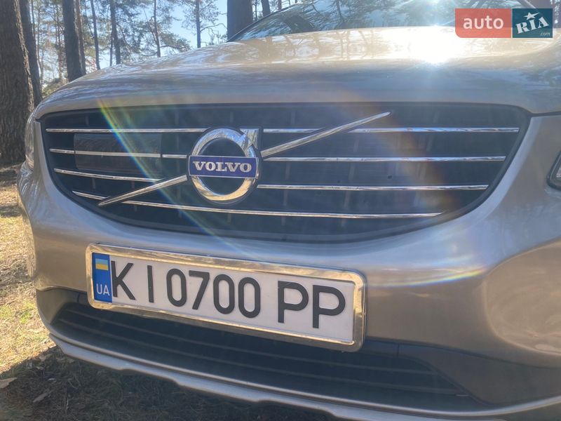 Внедорожник / Кроссовер Volvo XC60 2014 в Киеве