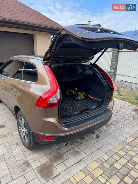 Позашляховик / Кросовер Volvo XC60 2013 в Житомирі