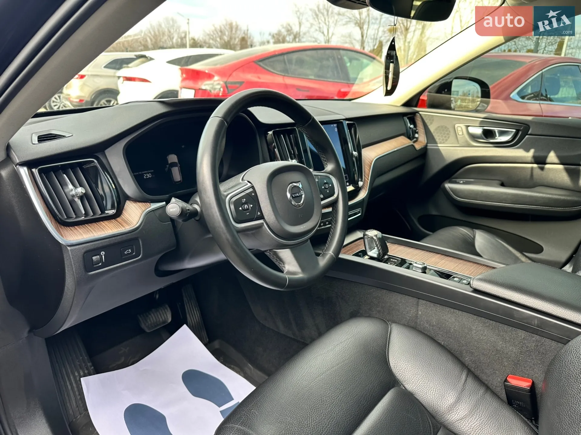 2021 Volvo XC60 - мініатюра 18
