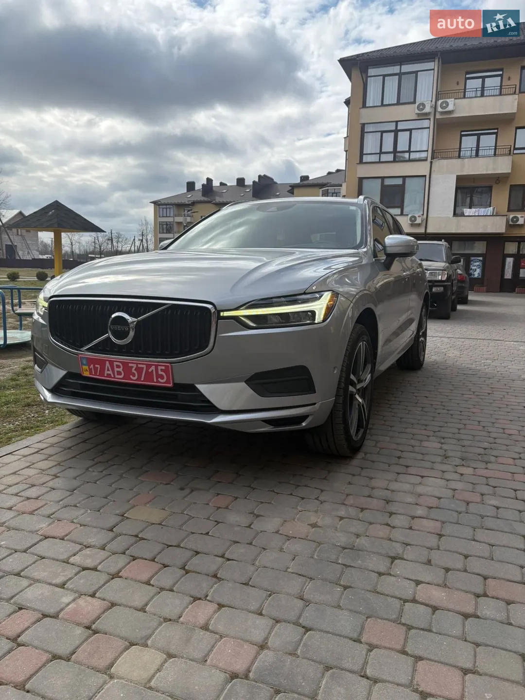 2018 Volvo XC60 - фото 1