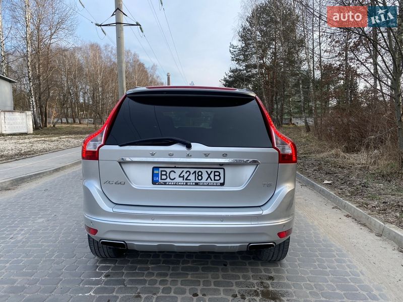 Позашляховик / Кросовер Volvo XC60 2016 в Новояворівську