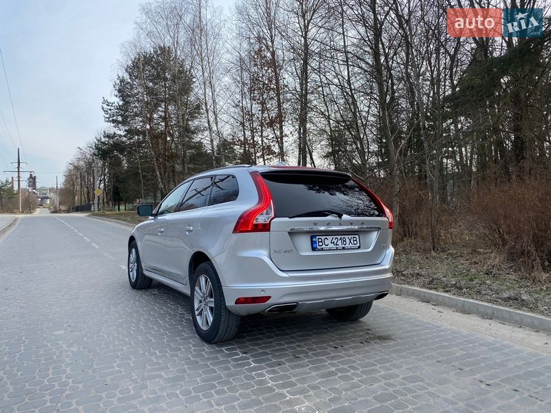 Позашляховик / Кросовер Volvo XC60 2016 в Новояворівську