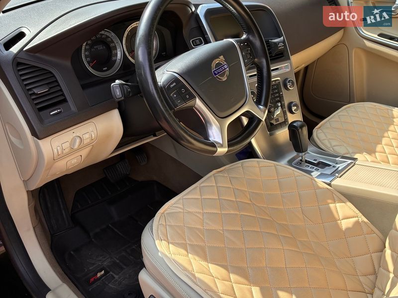 Внедорожник / Кроссовер Volvo XC60 2012 в Киеве
