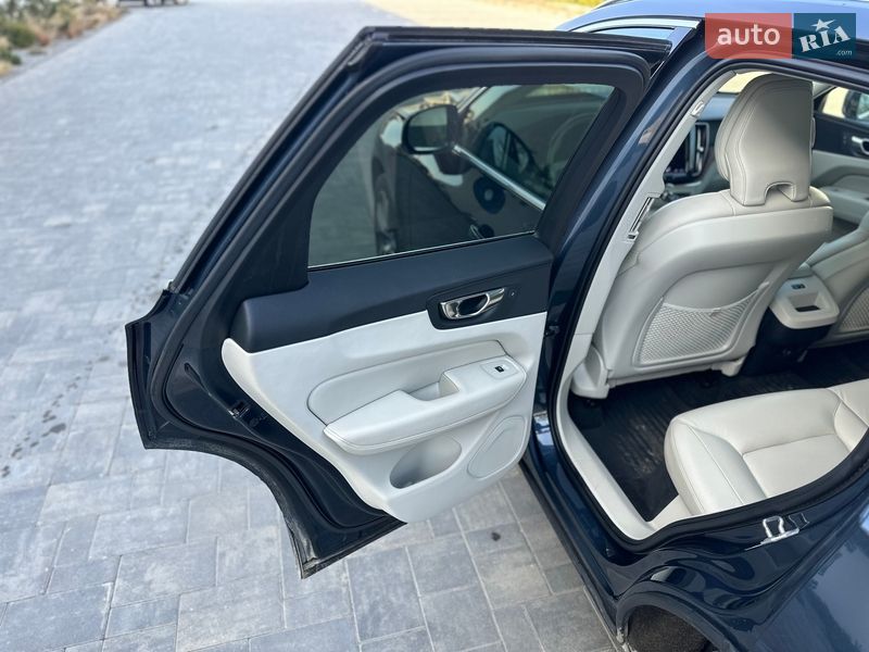 Позашляховик / Кросовер Volvo XC60 2020 в Луцьку