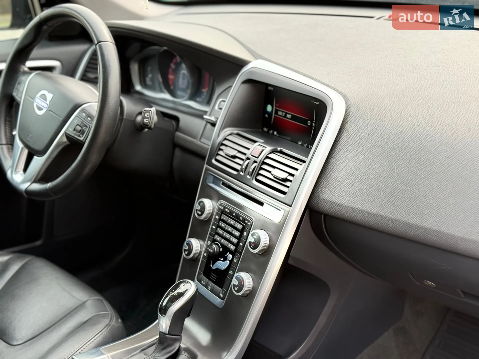 2016 Volvo XC60 - мініатюра 17