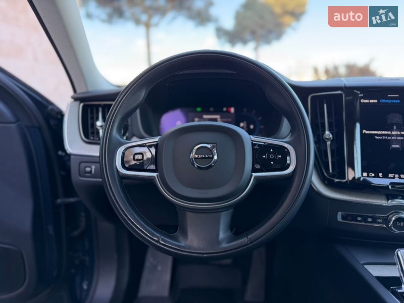 Позашляховик / Кросовер Volvo XC60 2021 в Львові