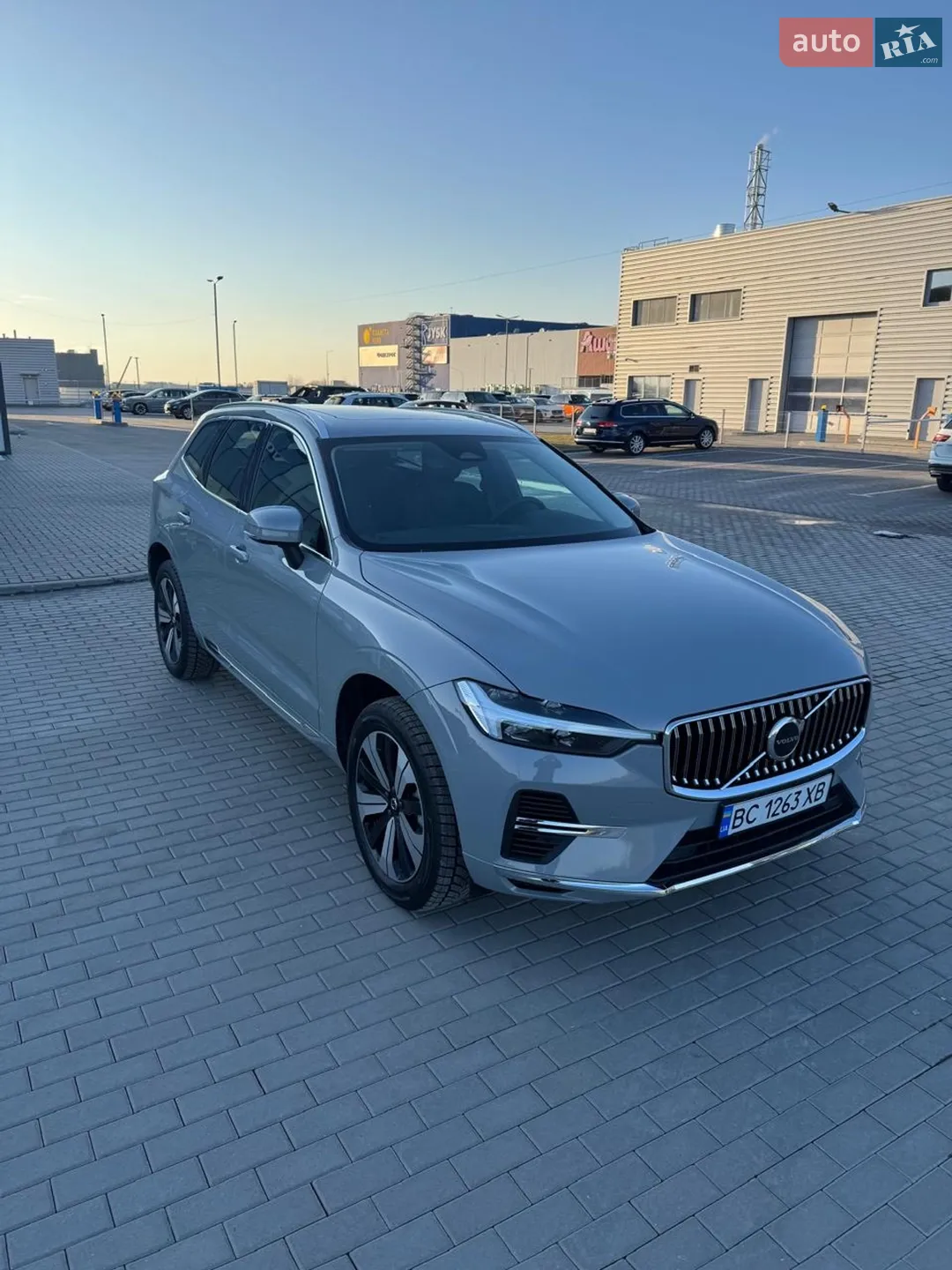 2024 Volvo XC60 - фото 1