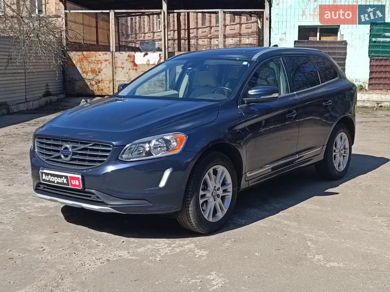2016 Volvo XC60 - мініатюра 16