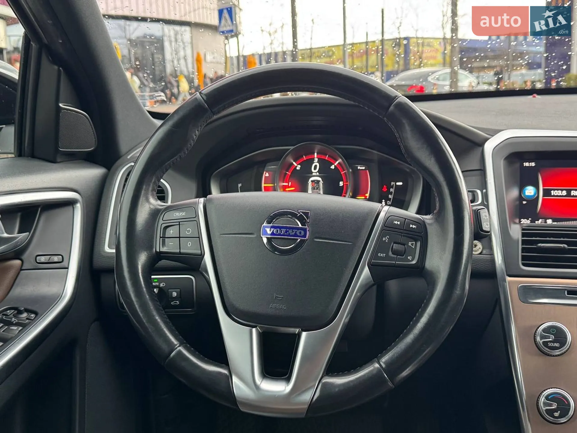2017 Volvo XC60 - мініатюра 18