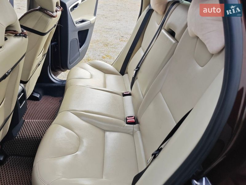 Внедорожник / Кроссовер Volvo XC60 2017 в Бердичеве фото 18 Внедорожник / Кроссовер Volvo XC60 2017 в Бердичеве