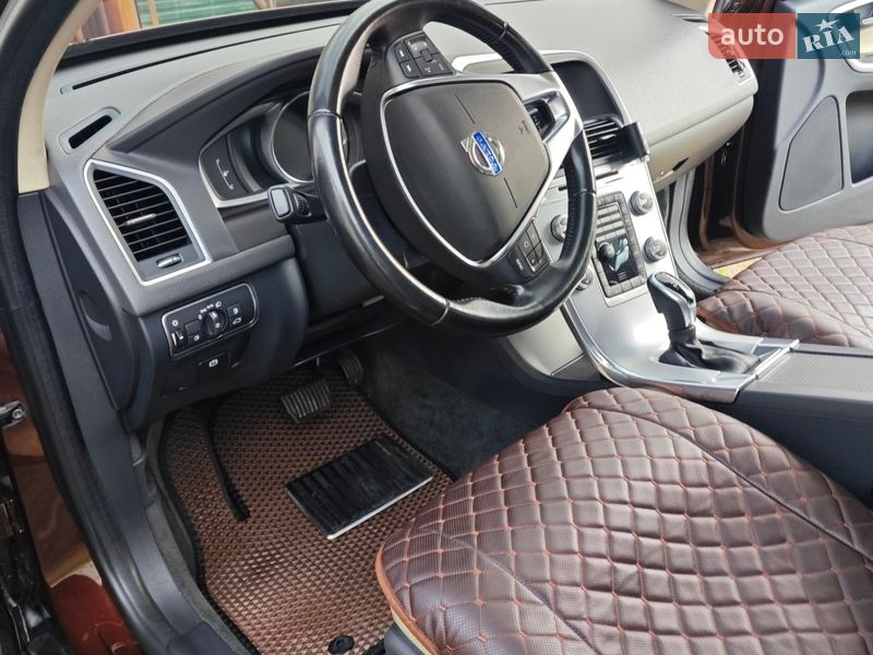 Внедорожник / Кроссовер Volvo XC60 2017 в Бердичеве фото 28 Внедорожник / Кроссовер Volvo XC60 2017 в Бердичеве