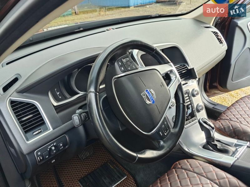 Внедорожник / Кроссовер Volvo XC60 2017 в Бердичеве фото 32 Внедорожник / Кроссовер Volvo XC60 2017 в Бердичеве