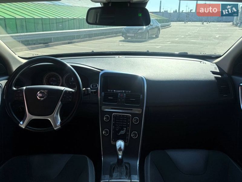 Позашляховик / Кросовер Volvo XC60 2012 в Києві