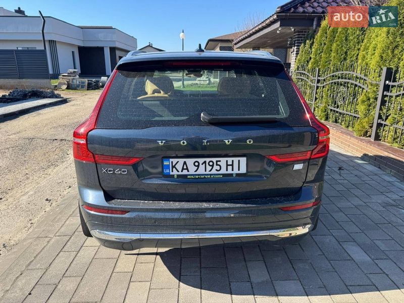 Позашляховик / Кросовер Volvo XC60 2021 в Києві