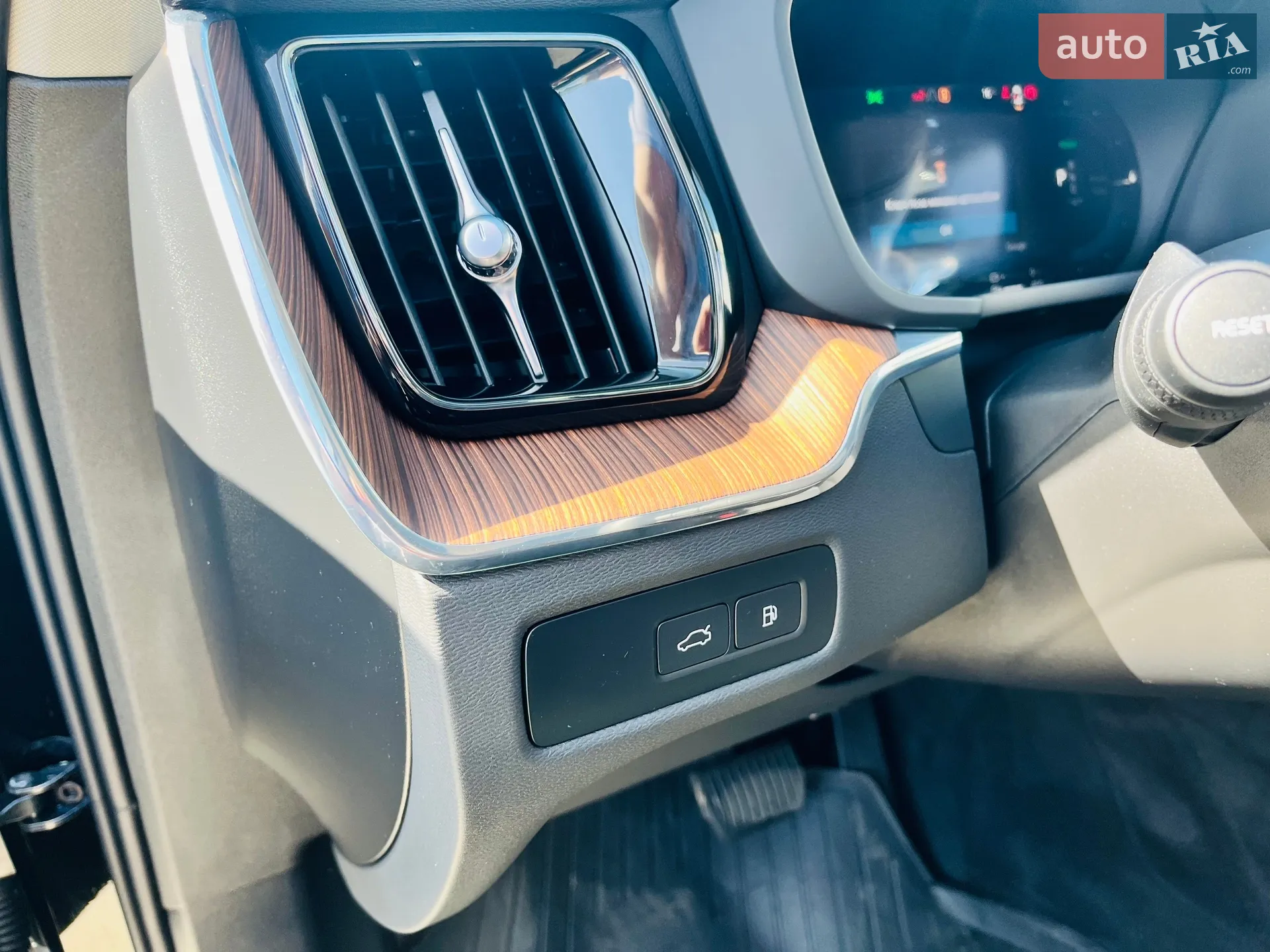 2024 Volvo XC60 - мініатюра 22