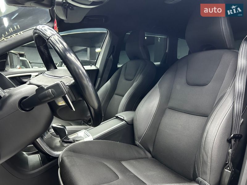 Позашляховик / Кросовер Volvo XC60 2013 в Чернівцях фото 11 Позашляховик / Кросовер Volvo XC60 2013 в Чернівцях