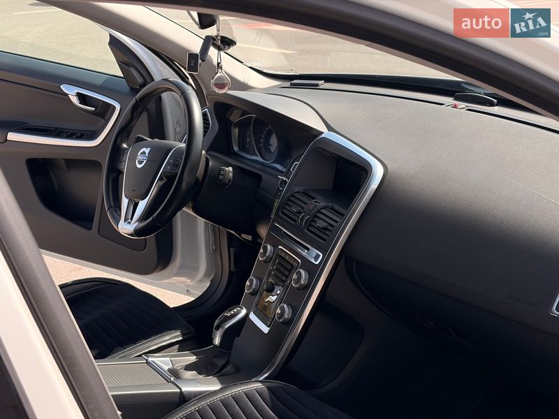 Позашляховик / Кросовер Volvo XC60 2014 в Херсоні