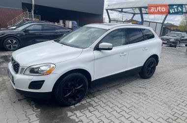 Внедорожник / Кроссовер Volvo XC60 2010 в Киеве