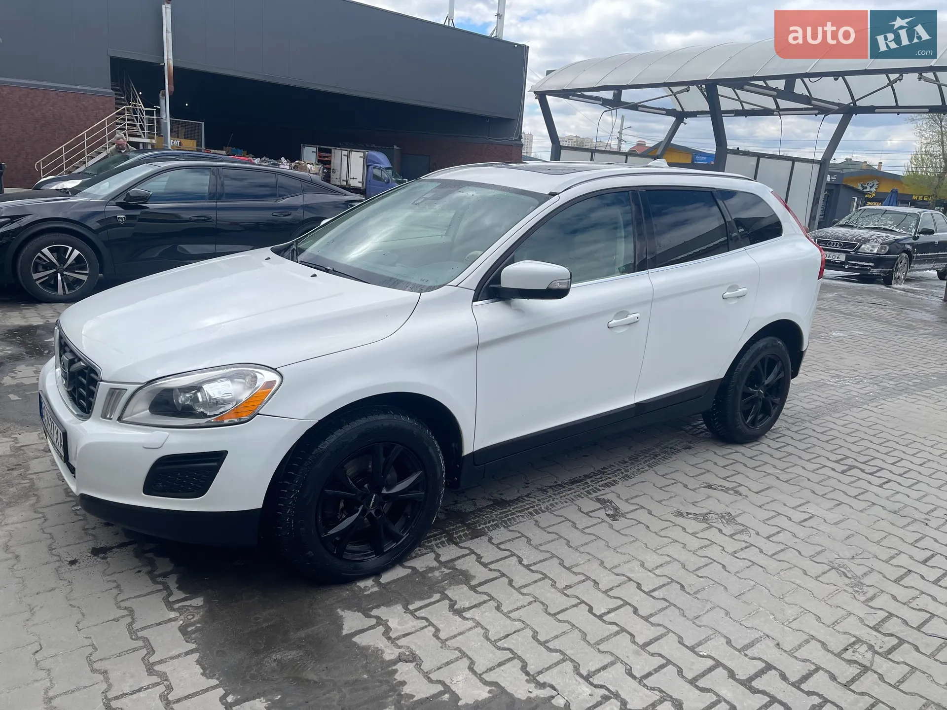 2010 Volvo XC60 - фото 1