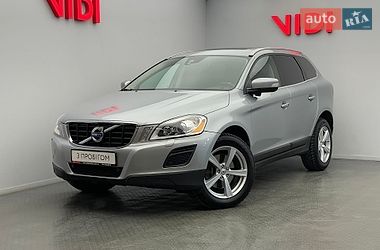 Внедорожник / Кроссовер Volvo XC60 2012 в Киеве