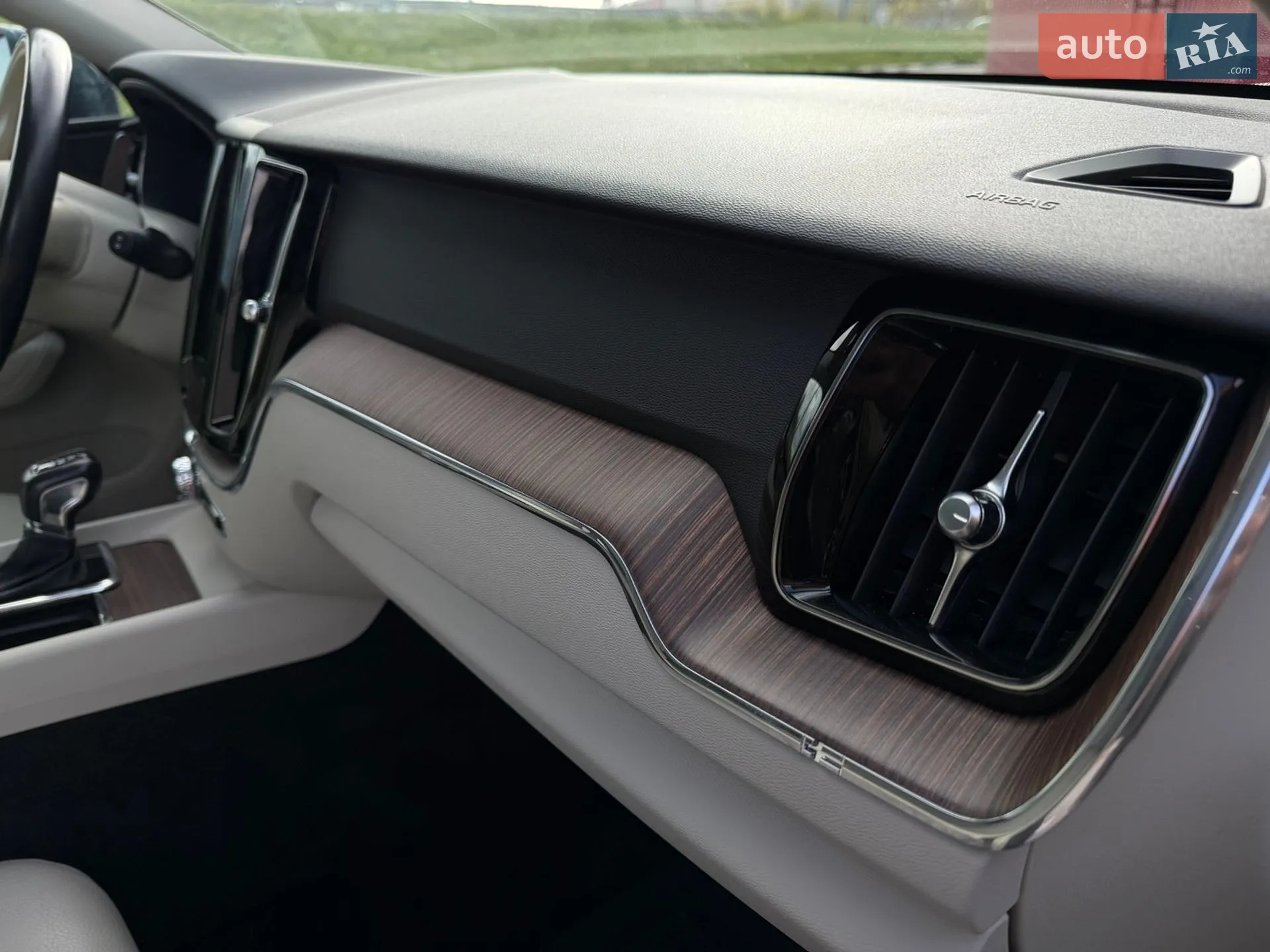 2020 Volvo XC60 - мініатюра 24