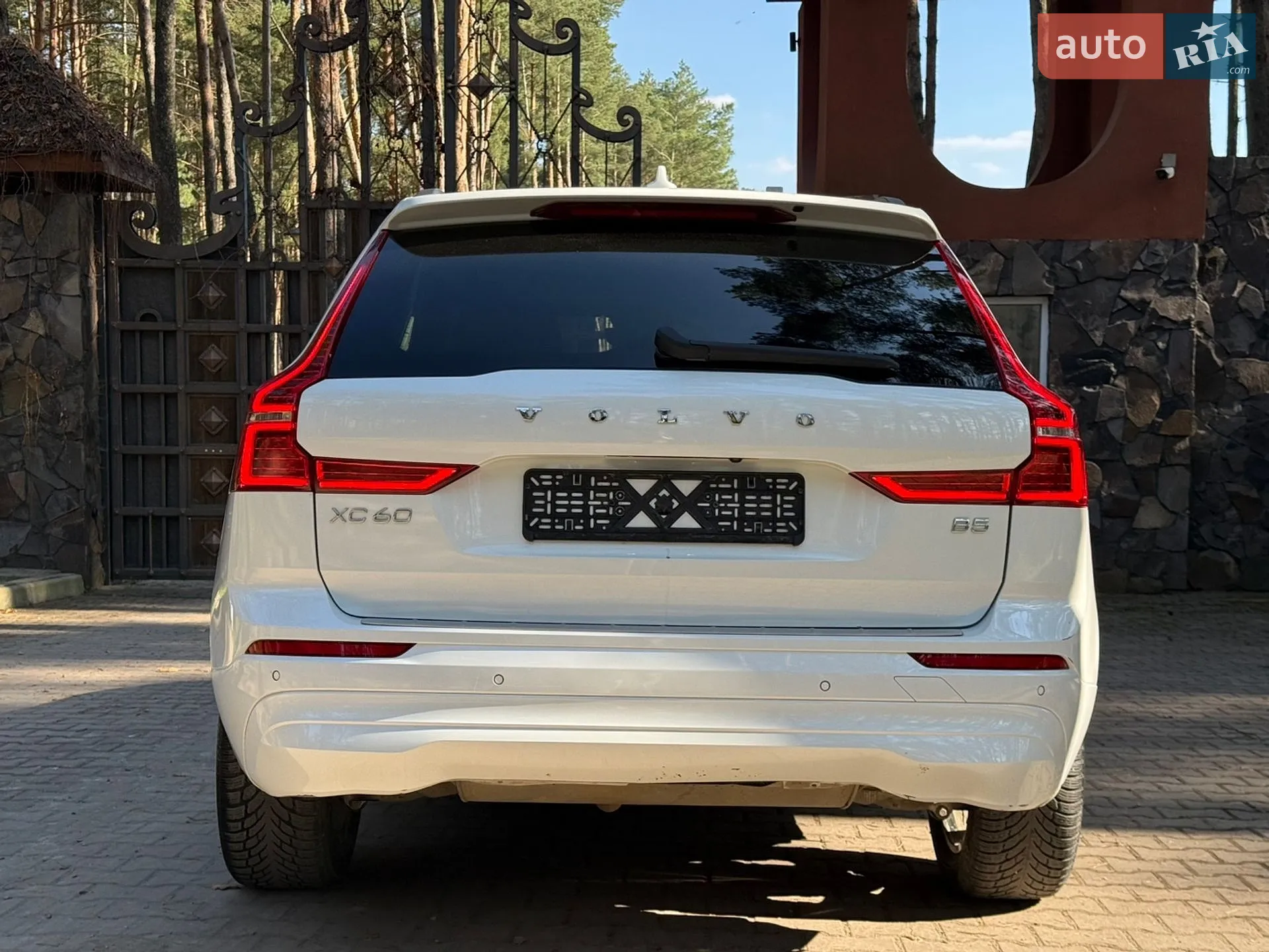 2021 Volvo XC60 - мініатюра 9