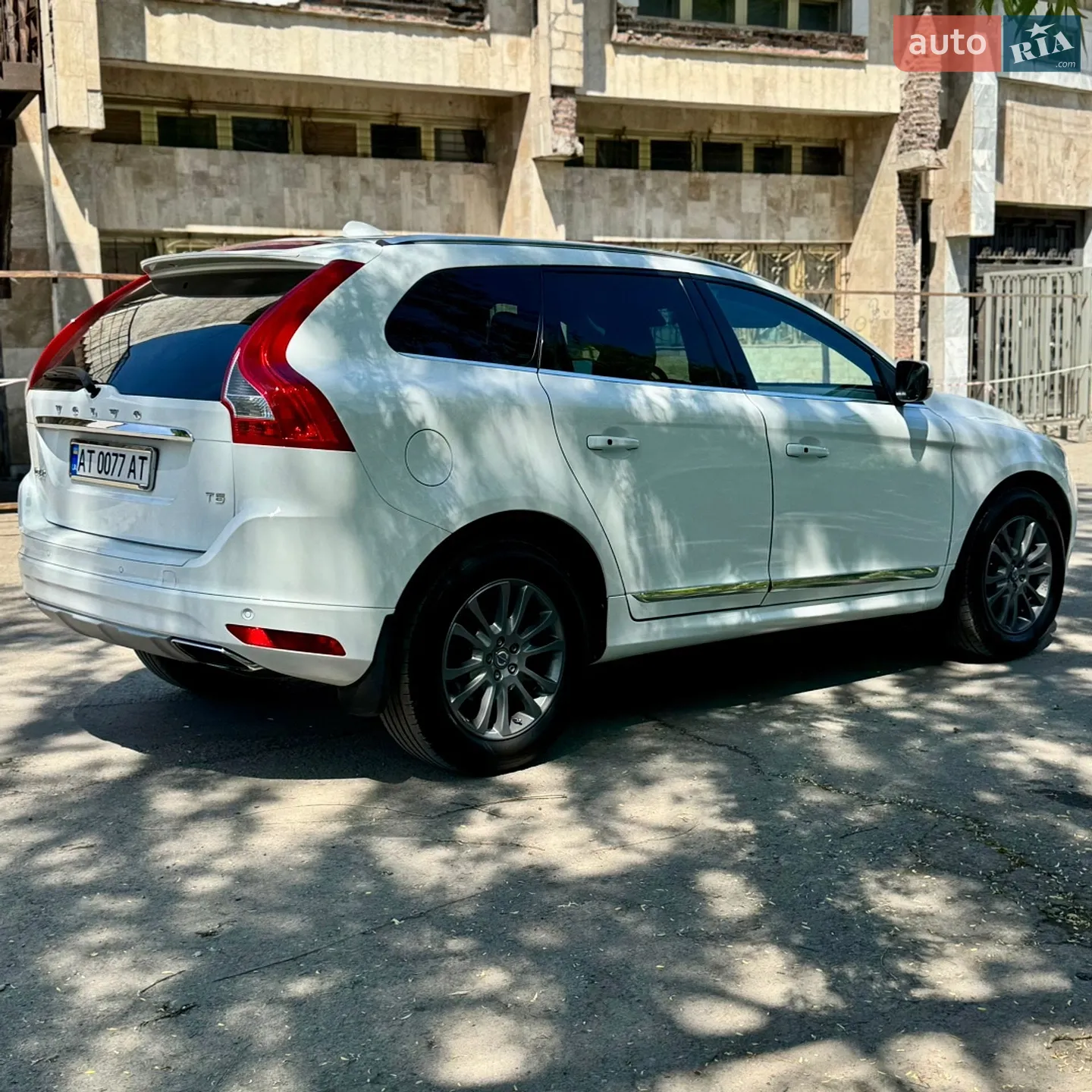 2016 Volvo XC60 - мініатюра 12