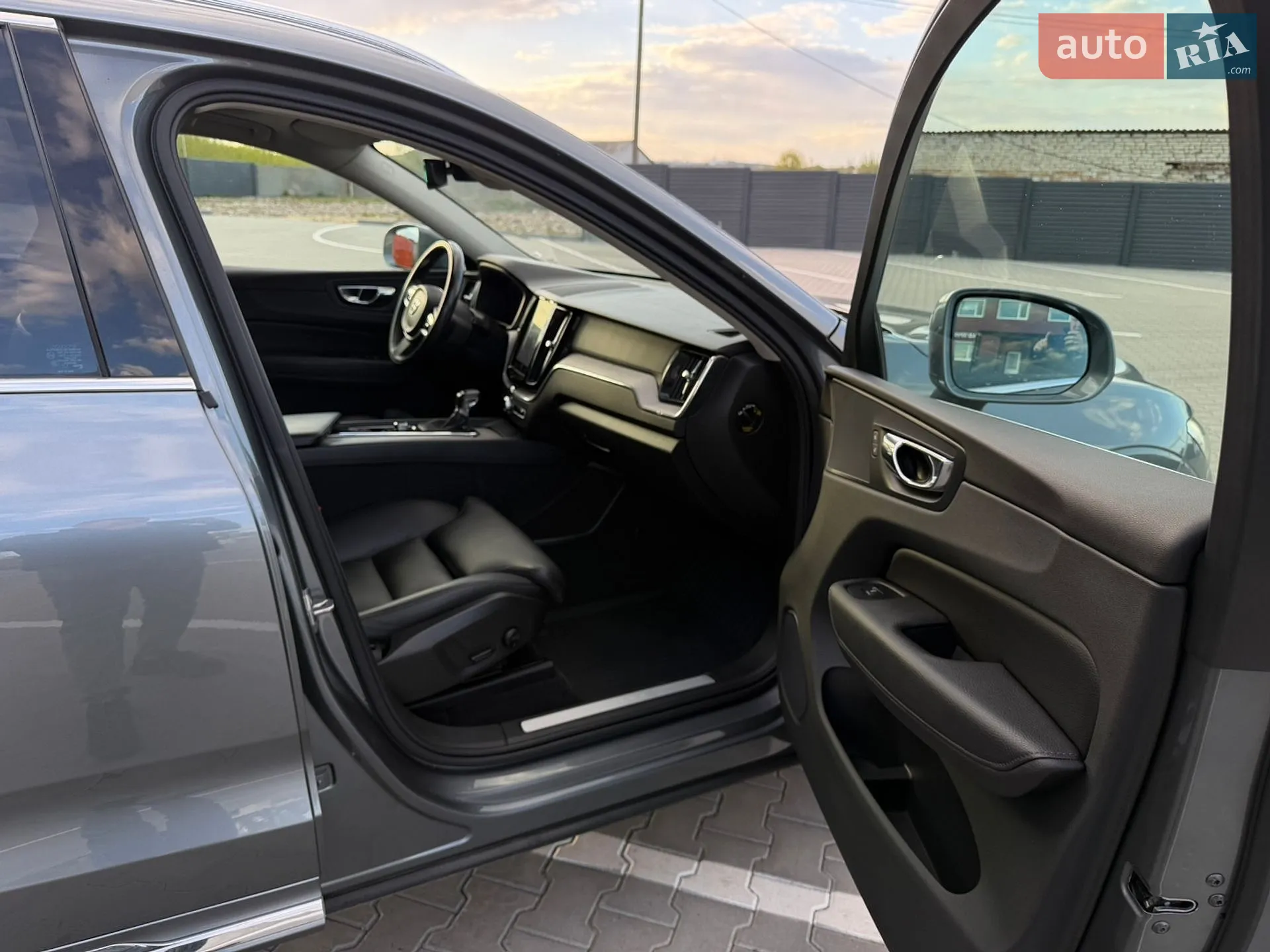 2018 Volvo XC60 - мініатюра 32