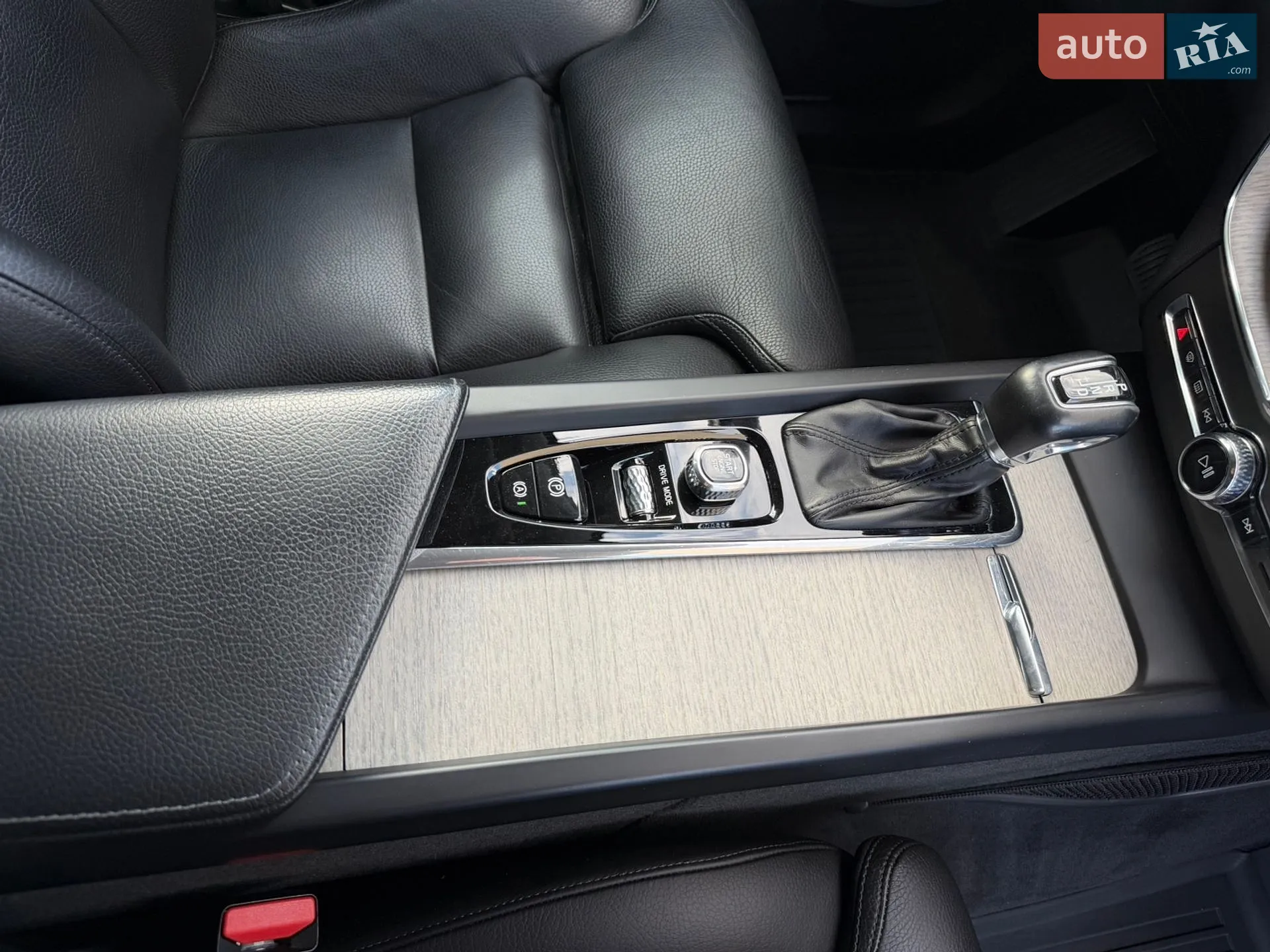 2018 Volvo XC60 - мініатюра 41