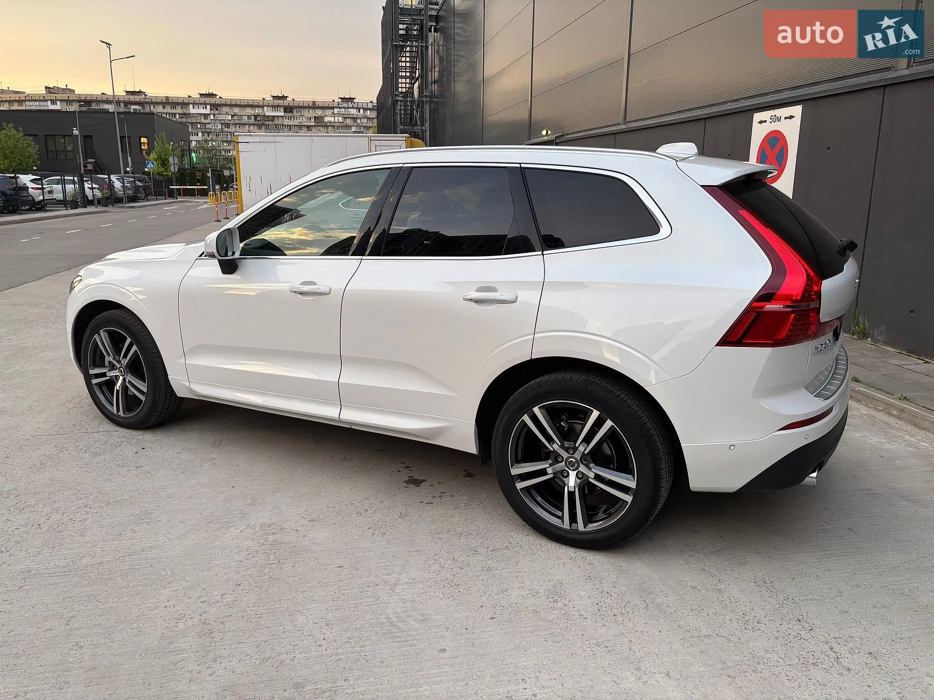2018 Volvo XC60 - мініатюра 12