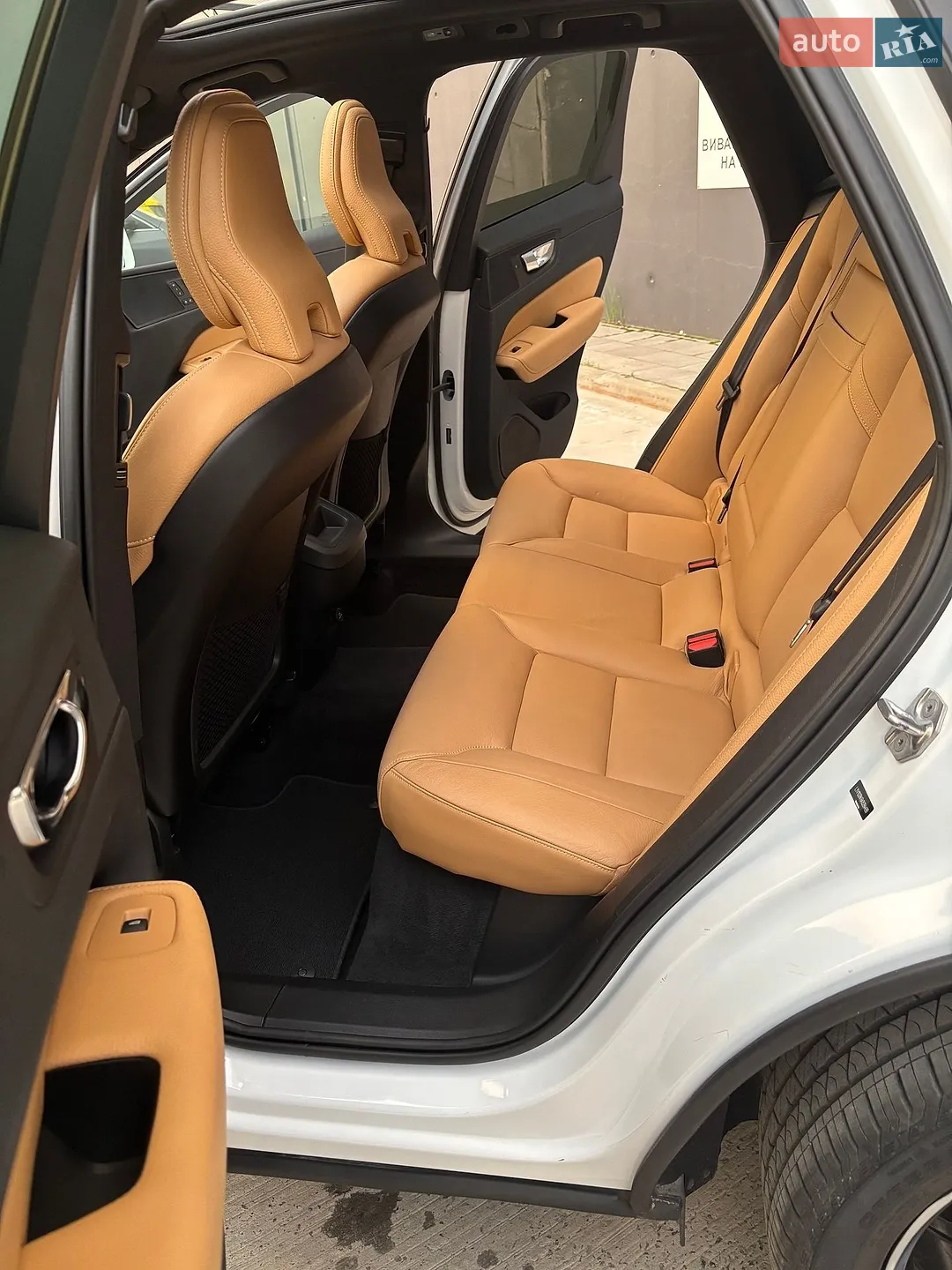 2018 Volvo XC60 - мініатюра 37