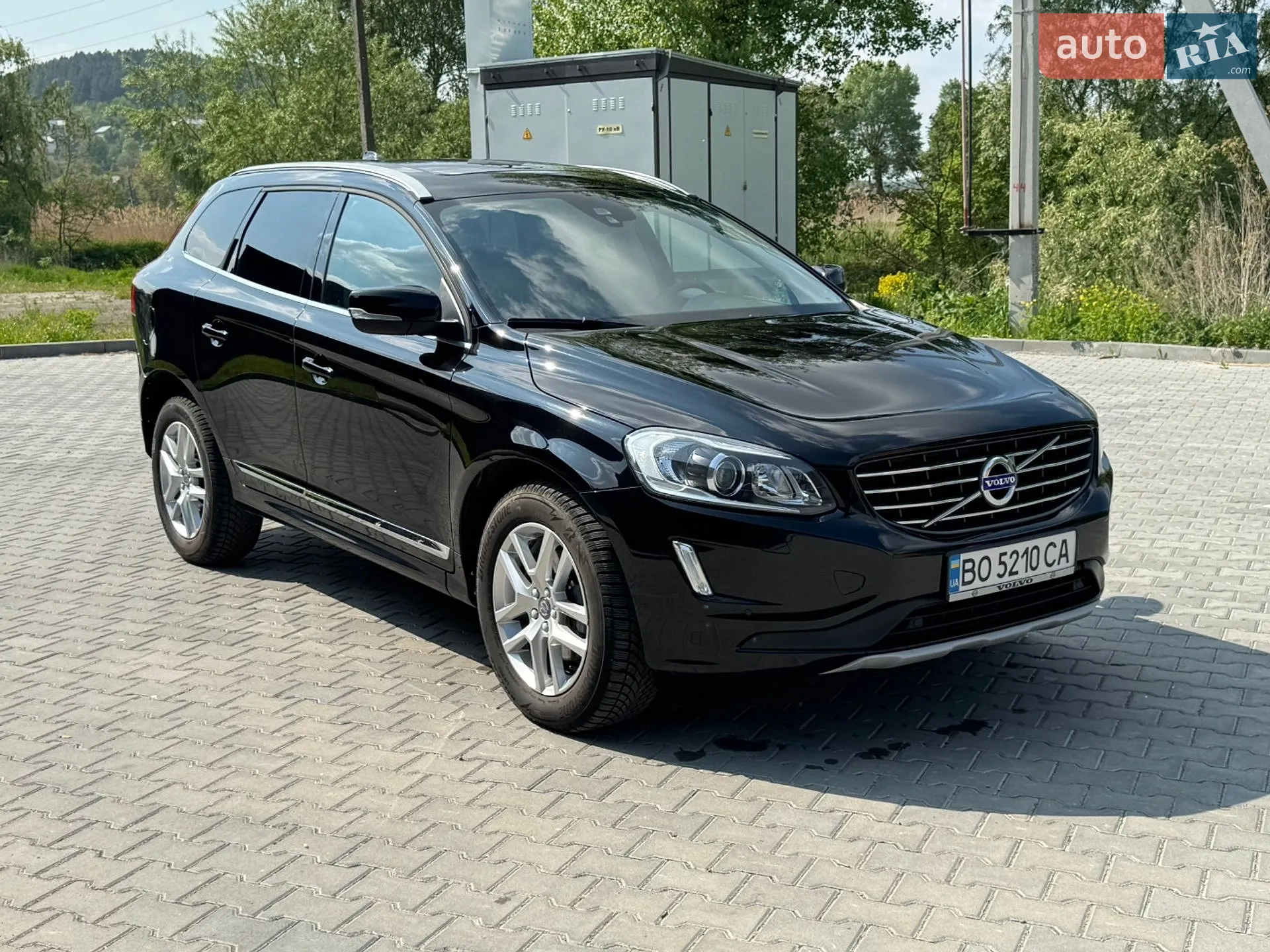 2017 Volvo XC60 - фото 1
