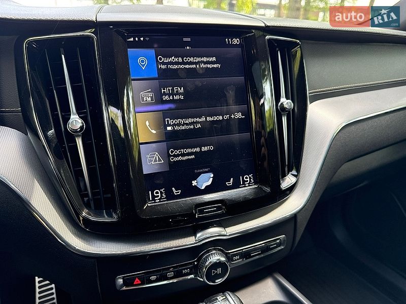 Внедорожник / Кроссовер Volvo XC60 2017 в Киеве