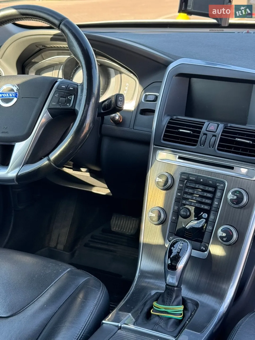 2015 Volvo XC60 - мініатюра 18