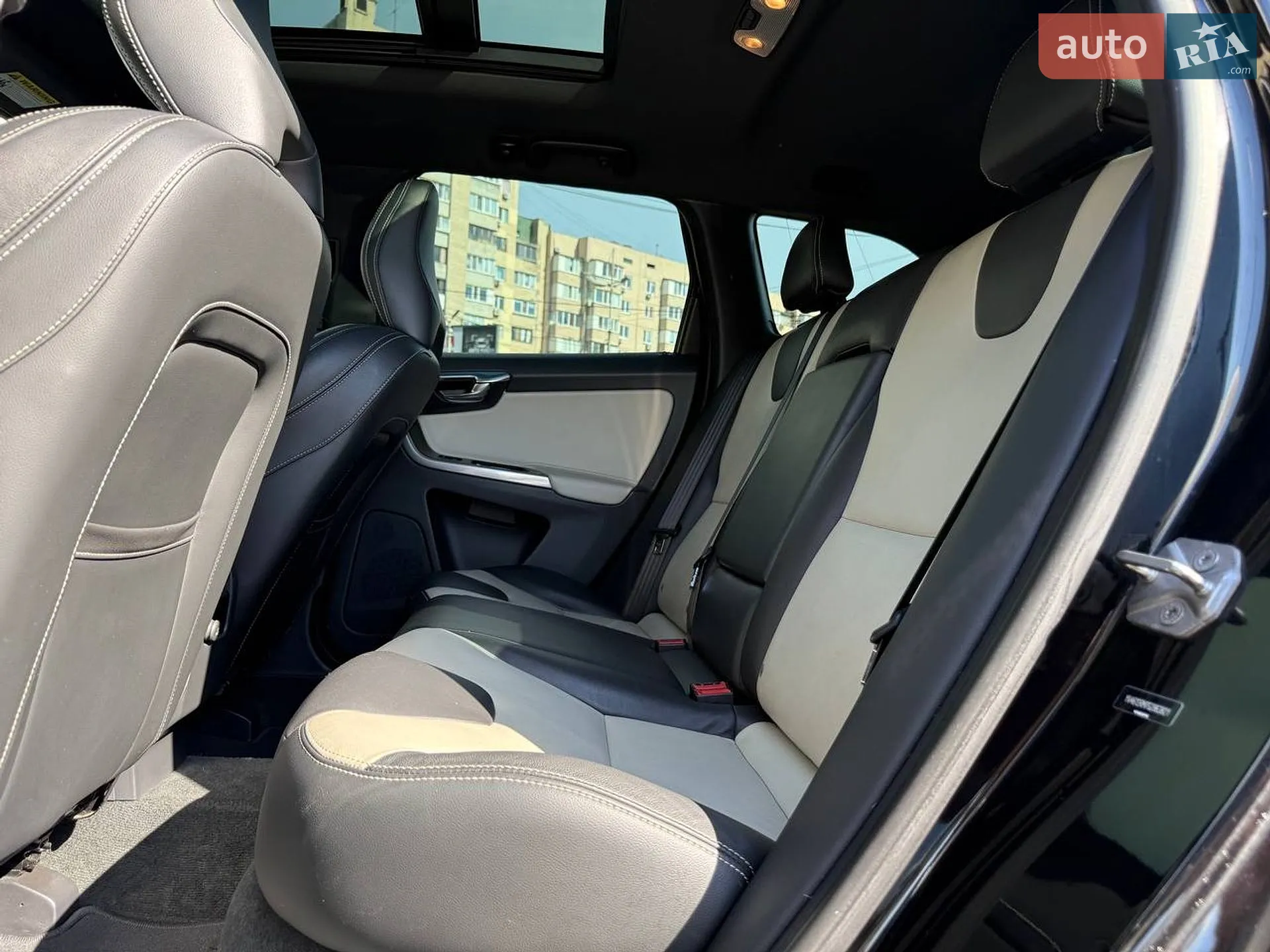 2015 Volvo XC60 - мініатюра 10